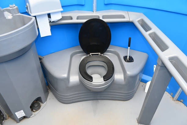 Best Portable restroom trailer rental  in East Brewton, AL